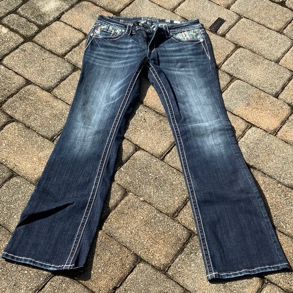 NEW WITH TAGS MISS ME SIGNATURE BOOT CUT JEANS, SIZE 30, INSEAM 34 - Picture 5 of 10